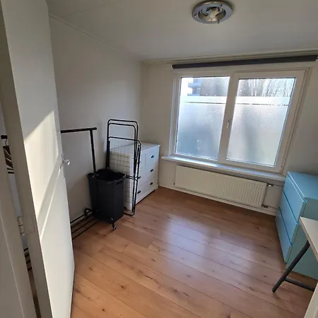 Comfortable And Conveniently Located *